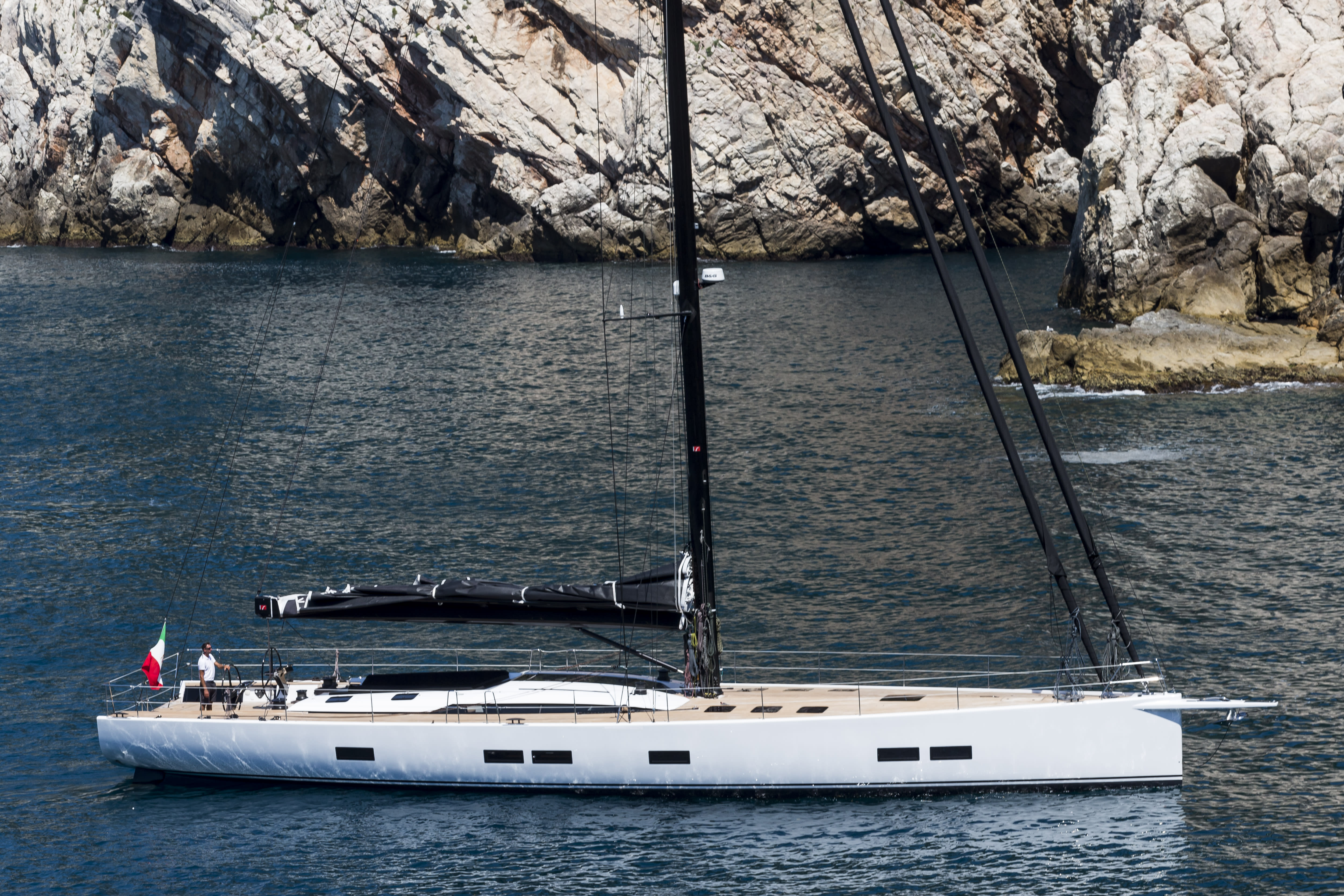 EGI4 sailing yacht